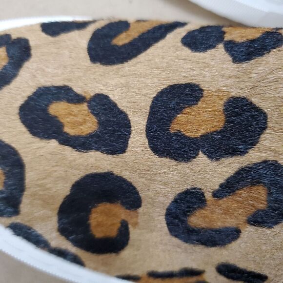 UGG Alameda Spotty Slip On - Picture 4 of 16